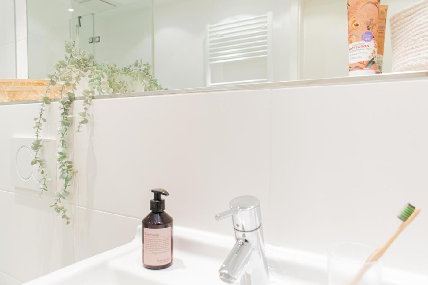 Ferienwohnung Strandduene B 13 ชาร์บอยท์ซ ภายนอก รูปภาพ